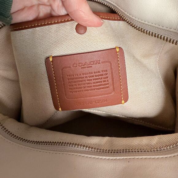 Coach Leather Tote – Ivory & Taupe – Neutral Chic & Large Leather Coach Tote - Picture 4 of 7